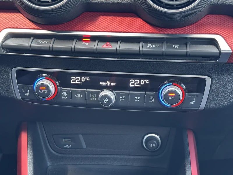 Photo de la voiture AUDI Q2 30 TDI 116 S tronic 7 Sport Limited