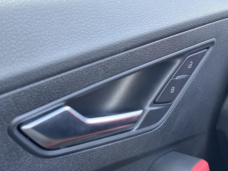 Photo de la voiture AUDI Q2 30 TDI 116 S tronic 7 Sport Limited