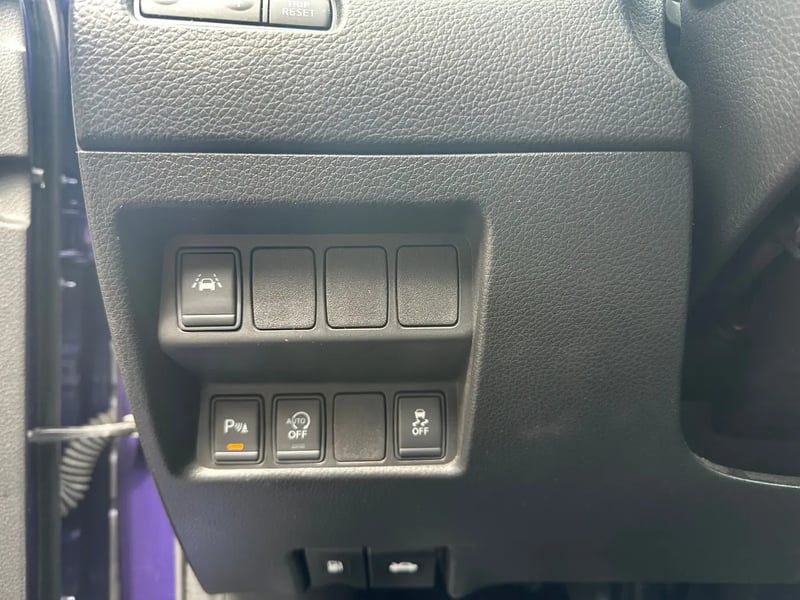 Photo de la voiture NISSAN QASHQAI 1.6 dCi 130 Stop/Start Tekna