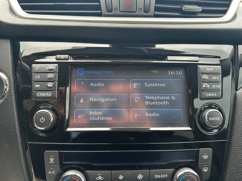 Photo de la voiture NISSAN QASHQAI 1.6 dCi 130 Stop/Start Tekna