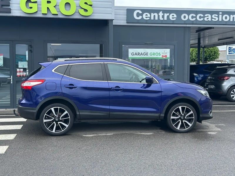 Photo de la voiture NISSAN QASHQAI 1.6 dCi 130 Stop/Start Tekna