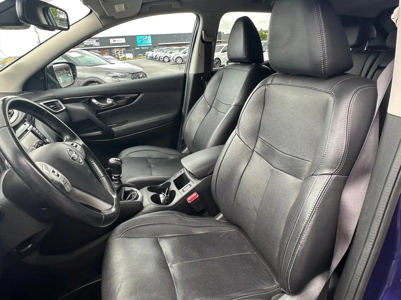 Photo de la voiture NISSAN QASHQAI 1.6 dCi 130 Stop/Start Tekna