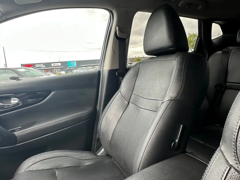 Photo de la voiture NISSAN QASHQAI 1.6 dCi 130 Stop/Start Tekna