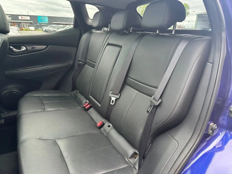 Photo de la voiture NISSAN QASHQAI 1.6 dCi 130 Stop/Start Tekna