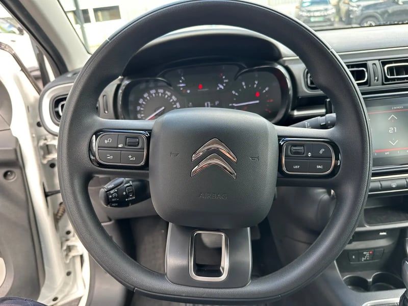 Photo de la voiture CITROEN C3 PureTech 110 S&S EAT6 Shine