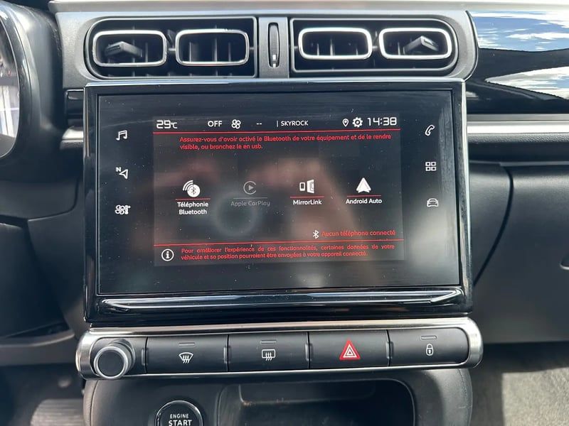 Photo de la voiture CITROEN C3 PureTech 110 S&S EAT6 Shine