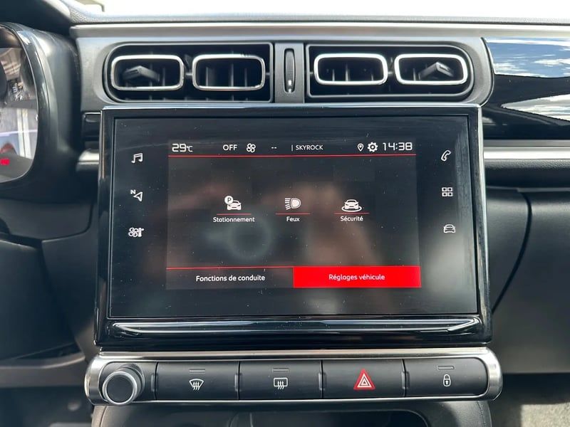 Photo de la voiture CITROEN C3 PureTech 110 S&S EAT6 Shine