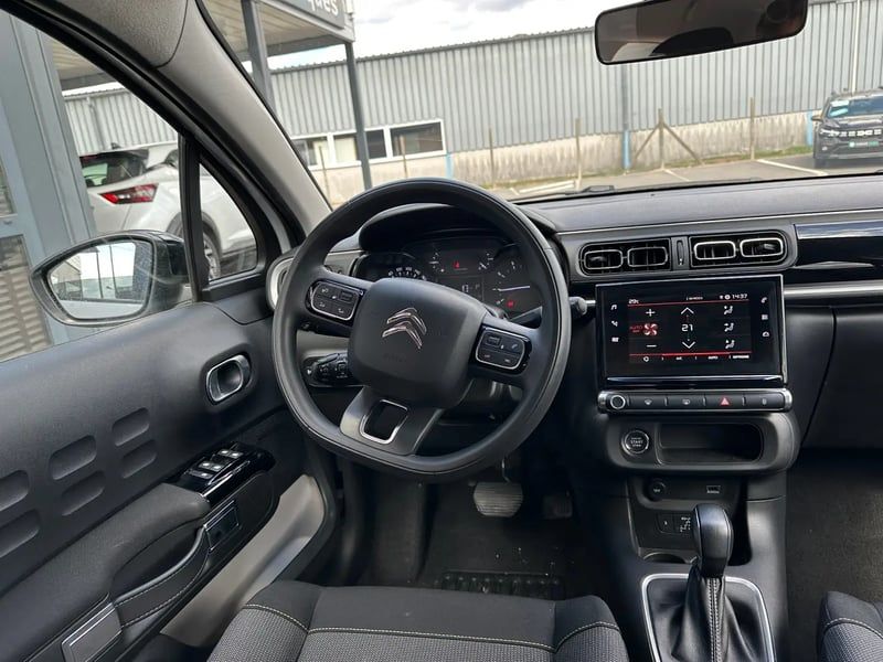 Photo de la voiture CITROEN C3 PureTech 110 S&S EAT6 Shine
