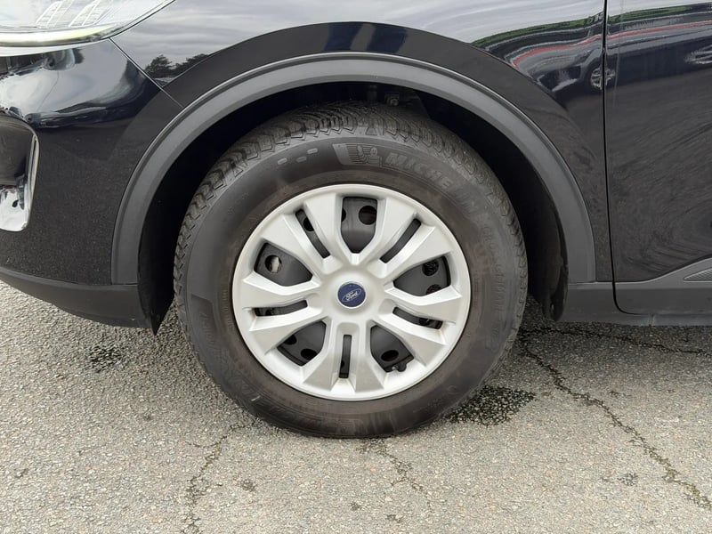 Photo de la voiture FORD KUGA 1.5 EcoBoost 150 BVM6 Titanium