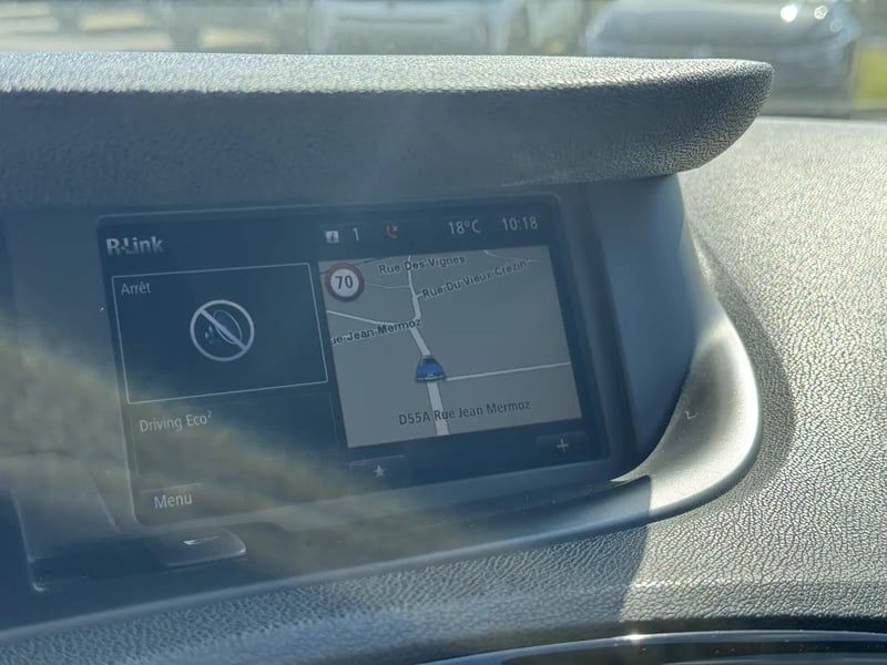 Photo de la voiture RENAULT SCENIC III dCi 110 Energy eco2 Bose Edition