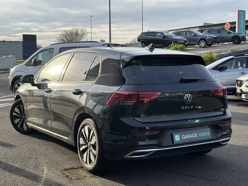 Photo de la voiture VOLKSWAGEN GOLF 2.0 TDI SCR 150 DSG7 Life Plus