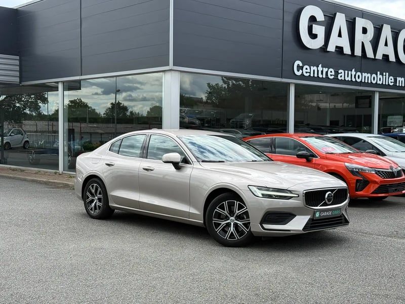 Photo de la voiture VOLVO S60 B4 197 ch DCT7 Start