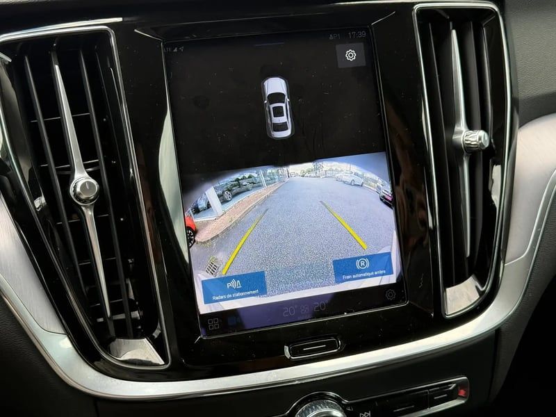 Photo de la voiture VOLVO S60 B4 197 ch DCT7 Start