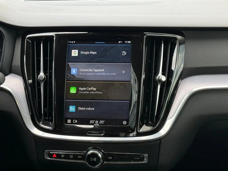 Photo de la voiture VOLVO S60 B4 197 ch DCT7 Start