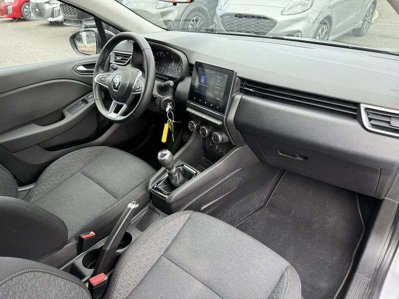 Photo de la voiture RENAULT CLIO V TCe 90 Equilibre