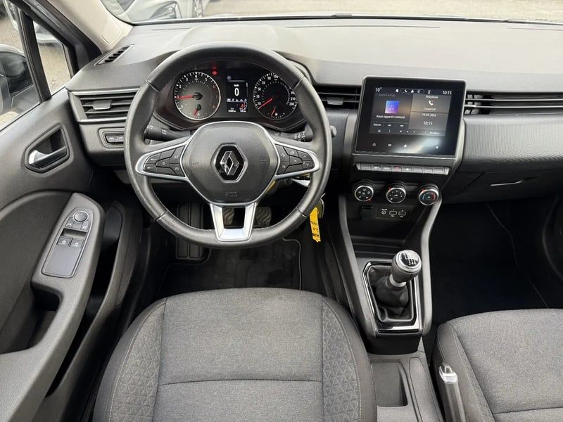 Photo de la voiture RENAULT CLIO V TCe 90 Equilibre