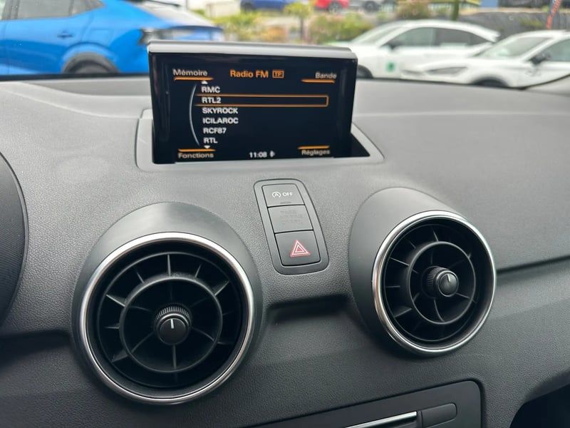 Photo de la voiture AUDI A1 SPORTBACK 1.4 TFSI 125 S tronic 7