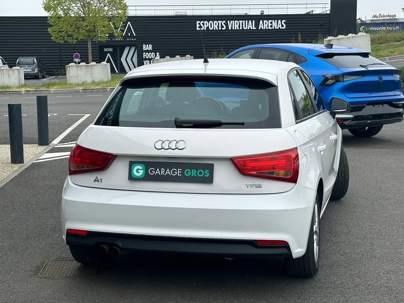 Photo de la voiture AUDI A1 SPORTBACK 1.4 TFSI 125 S tronic 7