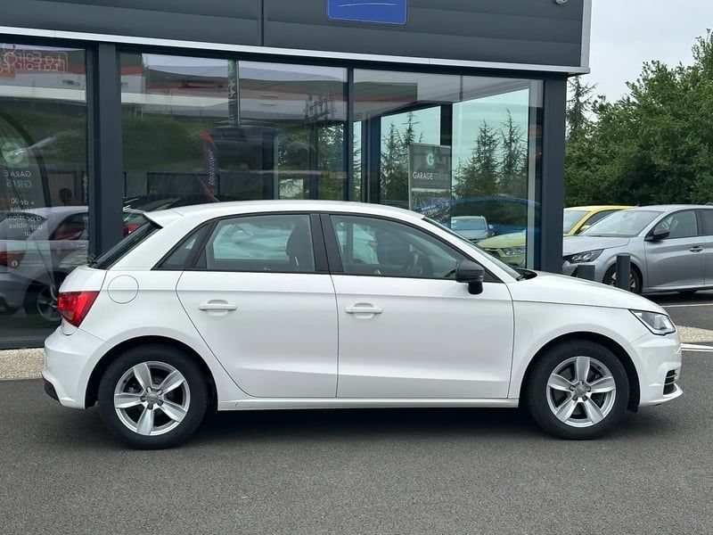 Photo de la voiture AUDI A1 SPORTBACK 1.4 TFSI 125 S tronic 7