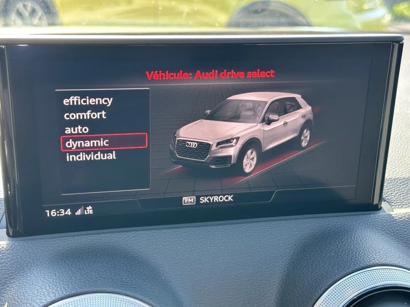 Photo de la voiture AUDI Q2 35 TFSI 150 S tronic 7 S line Plus