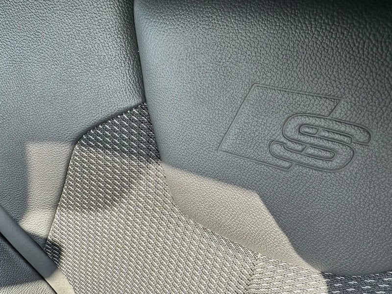 Photo de la voiture AUDI Q2 35 TFSI 150 S tronic 7 S line Plus