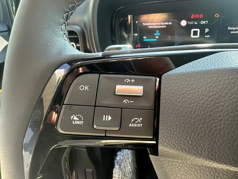 Photo de la voiture CITROEN BERLINGO Diesel 130 ch Automatique Max - 5P