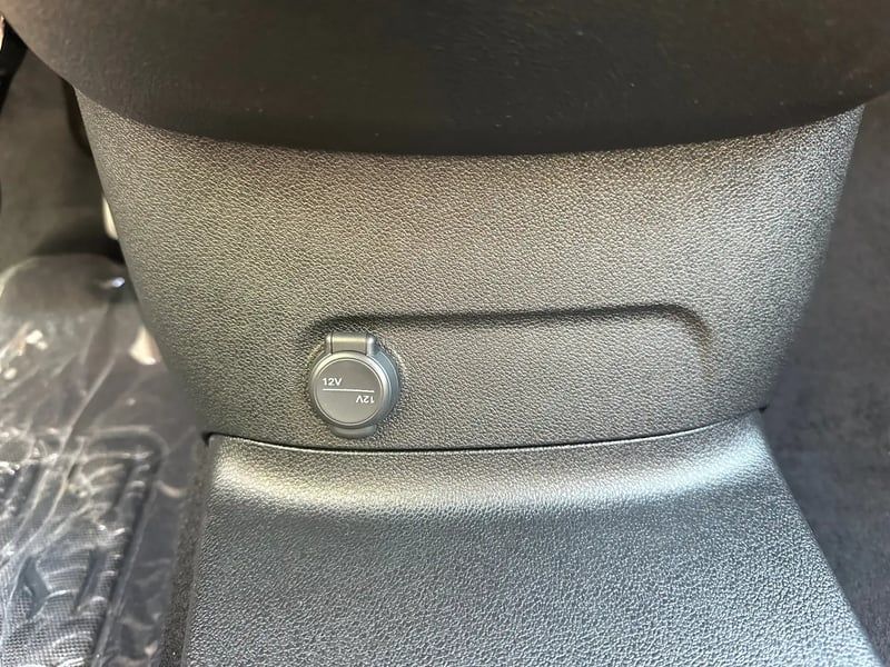Photo de la voiture CITROEN BERLINGO Diesel 130 ch Automatique Max - 5P