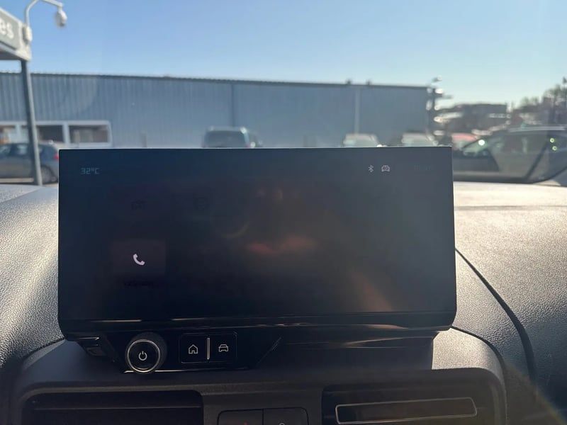 Photo de la voiture CITROEN BERLINGO Diesel 130 ch Automatique Max - 5P
