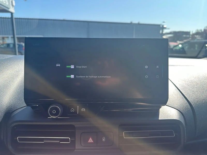 Photo de la voiture CITROEN BERLINGO Diesel 130 ch Automatique Max - 5P