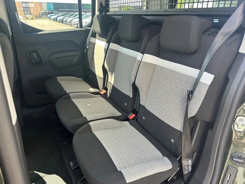 Photo de la voiture CITROEN BERLINGO Diesel 130 ch Automatique Max - 5P