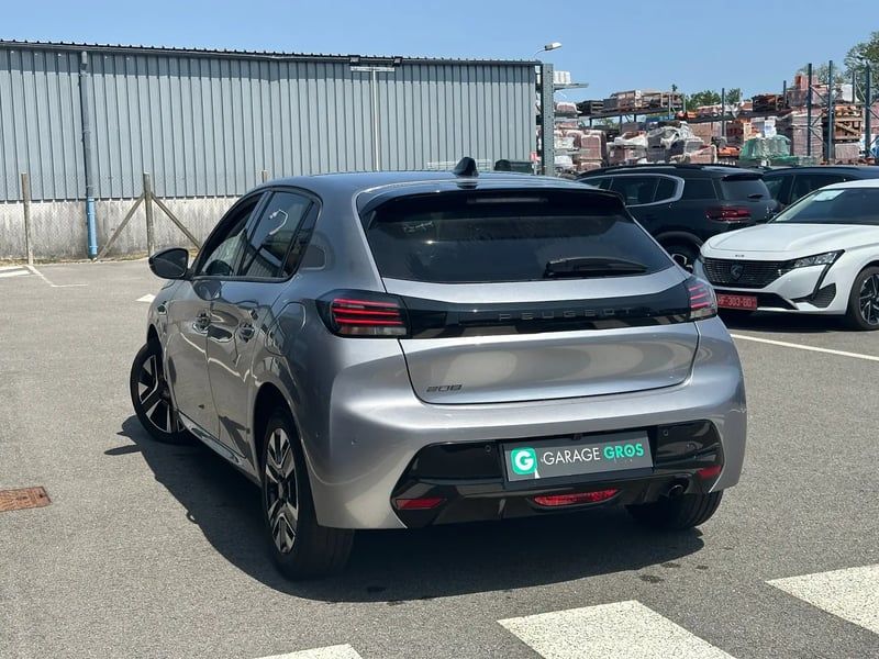 Photo de la voiture PEUGEOT 208 100 S&S BVM6 Allure