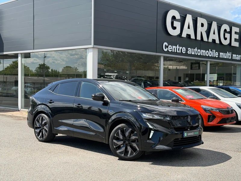 Photo de la voiture RENAULT RAFALE E-Tech full hybrid 200 ch esprit Alpine