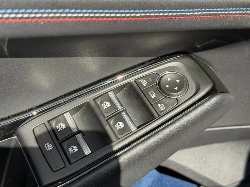 Photo de la voiture RENAULT RAFALE E-Tech full hybrid 200 ch esprit Alpine