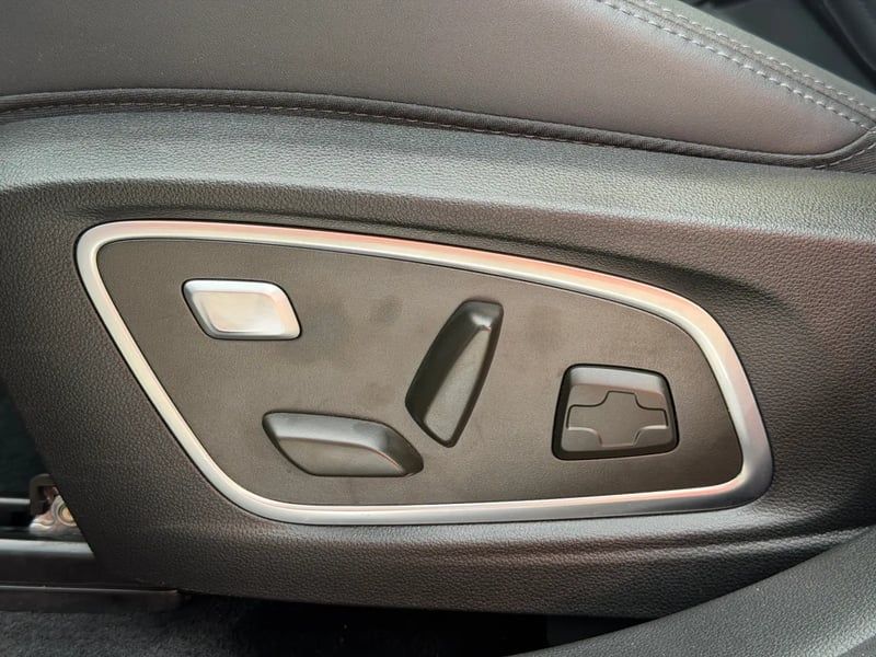 Photo de la voiture RENAULT RAFALE E-Tech full hybrid 200 ch esprit Alpine