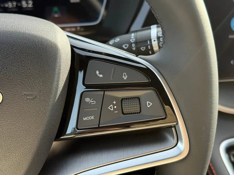 Photo de la voiture BYD SEAL U 1.5l DM-i 218 ch PHEV Boost