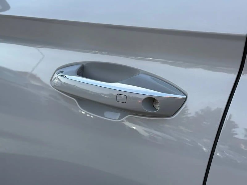 Photo de la voiture BYD SEAL U 1.5l DM-i 218 ch PHEV Boost