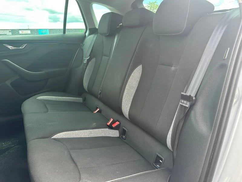 Photo de la voiture SKODA SCALA 1.0 TSI Evo 2 116 ch BVM6 Selection