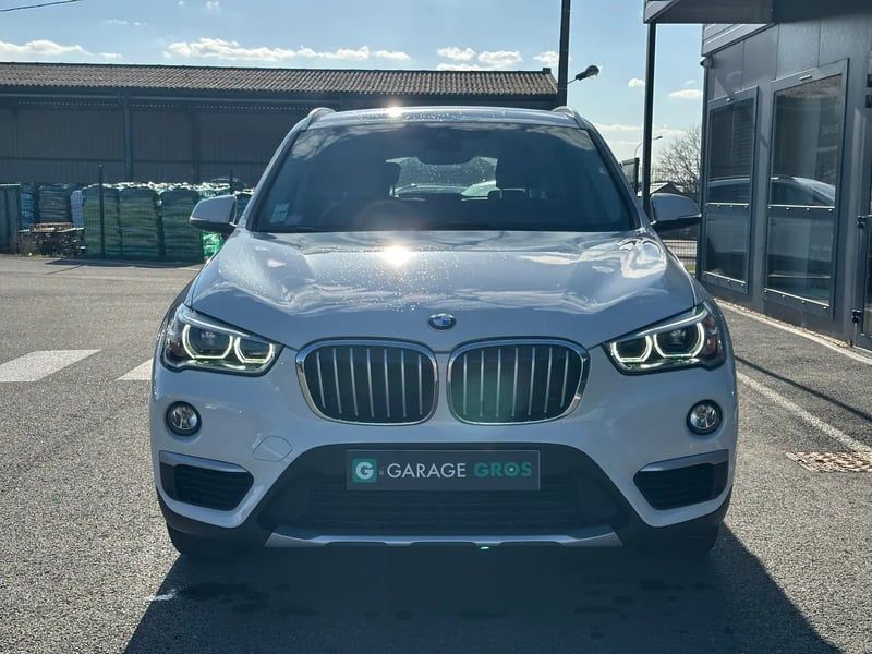 Photo de la voiture BMW X1 F48 sDrive 18i 136 ch BVA8 xLine