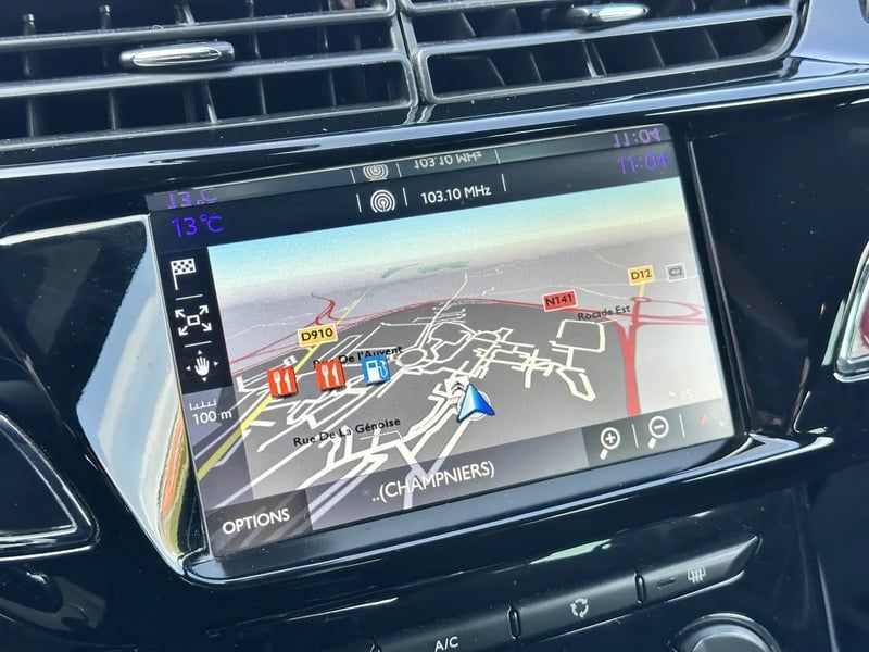 Photo de la voiture DS DS 3 PureTech 110 S&S BVM5 Performance Line