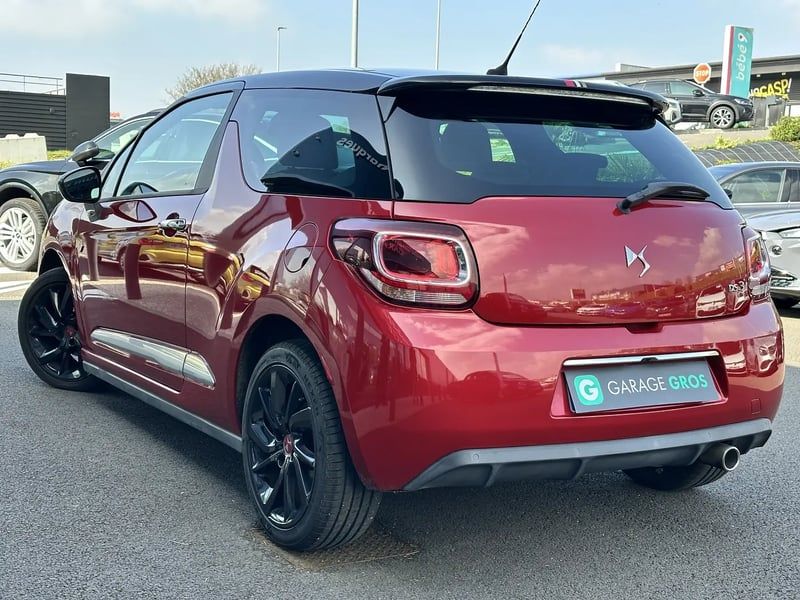 Photo de la voiture DS DS 3 PureTech 110 S&S BVM5 Performance Line