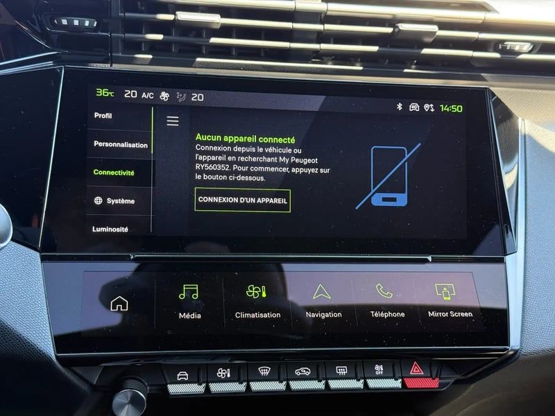 Photo de la voiture PEUGEOT 308 SW BlueHDi 130ch S&S EAT8 GT