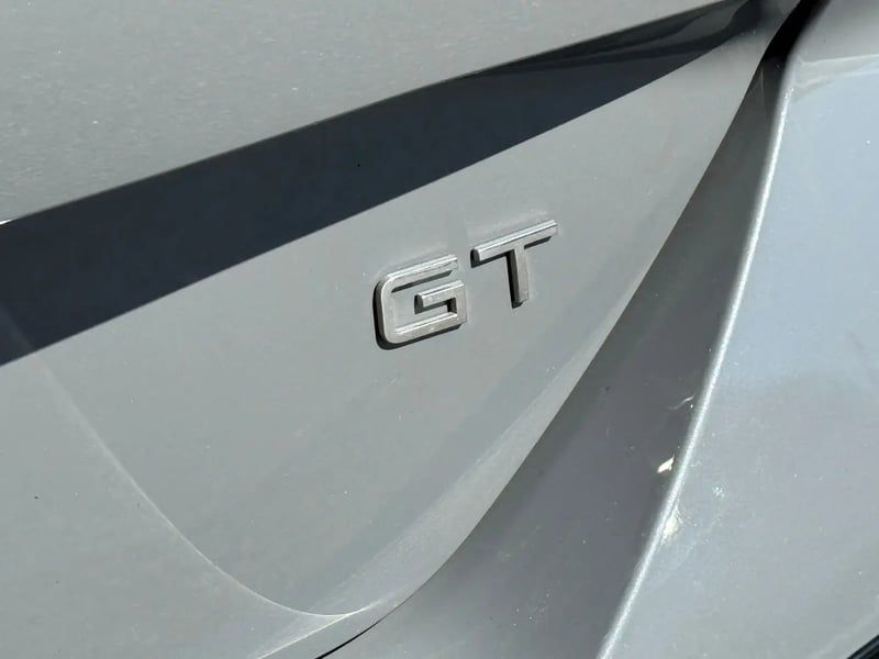 Photo de la voiture PEUGEOT 308 SW BlueHDi 130ch S&S EAT8 GT