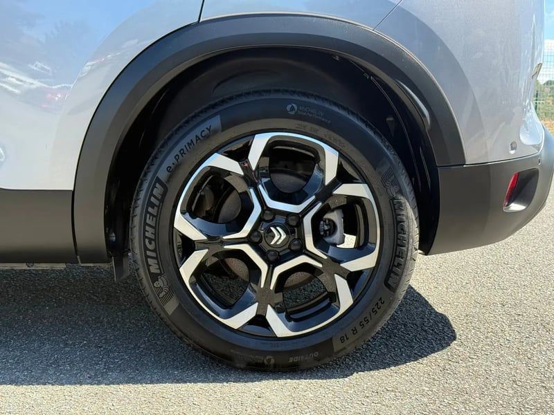 Photo de la voiture CITROEN C5 AIRCROSS Hybride 136 e-DCS6 Max