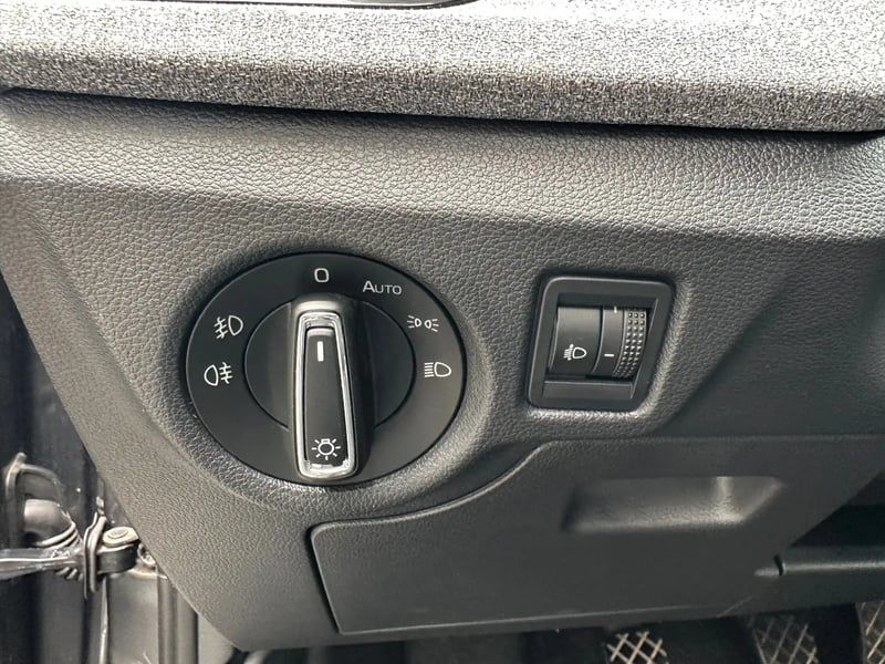 Photo de la voiture SKODA SCALA 1.0 TSI Evo 2 116 ch BVM6 Selection