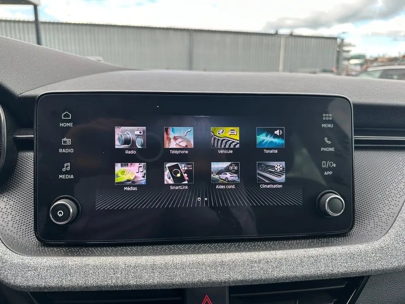 Photo de la voiture SKODA SCALA 1.0 TSI Evo 2 116 ch BVM6 Selection