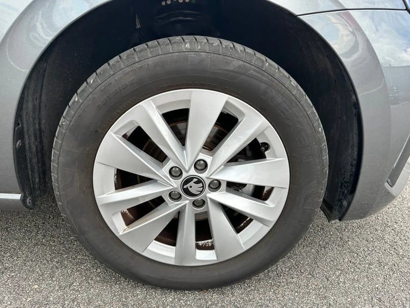 Photo de la voiture SKODA SCALA 1.0 TSI Evo 2 116 ch BVM6 Selection