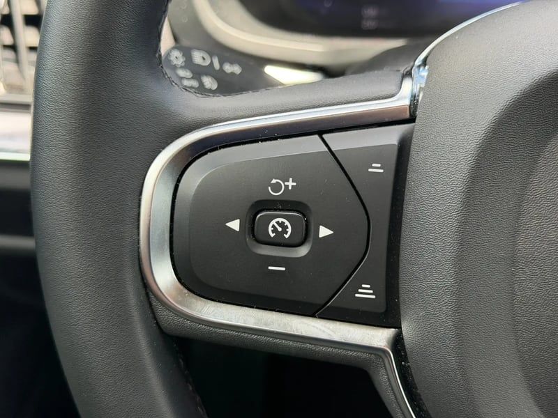 Photo de la voiture VOLVO S60 B4 197 ch DCT7 Start
