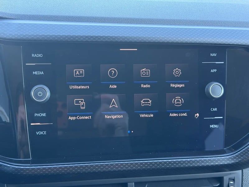 Photo de la voiture VOLKSWAGEN T-CROSS 1.0 TSI 110 Start/Stop BVM6 Lounge