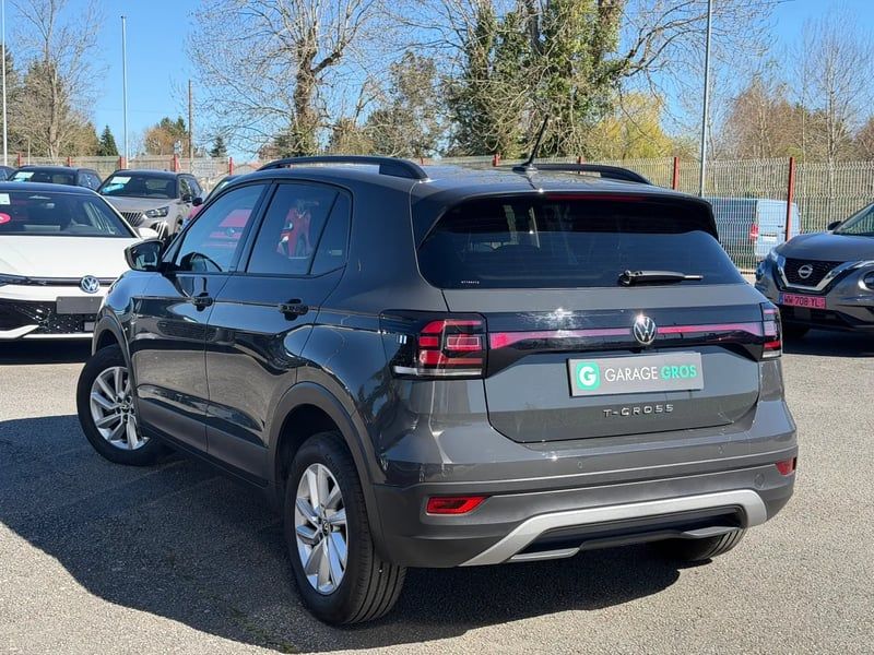 Photo de la voiture VOLKSWAGEN T-CROSS 1.0 TSI 110 Start/Stop BVM6 Lounge