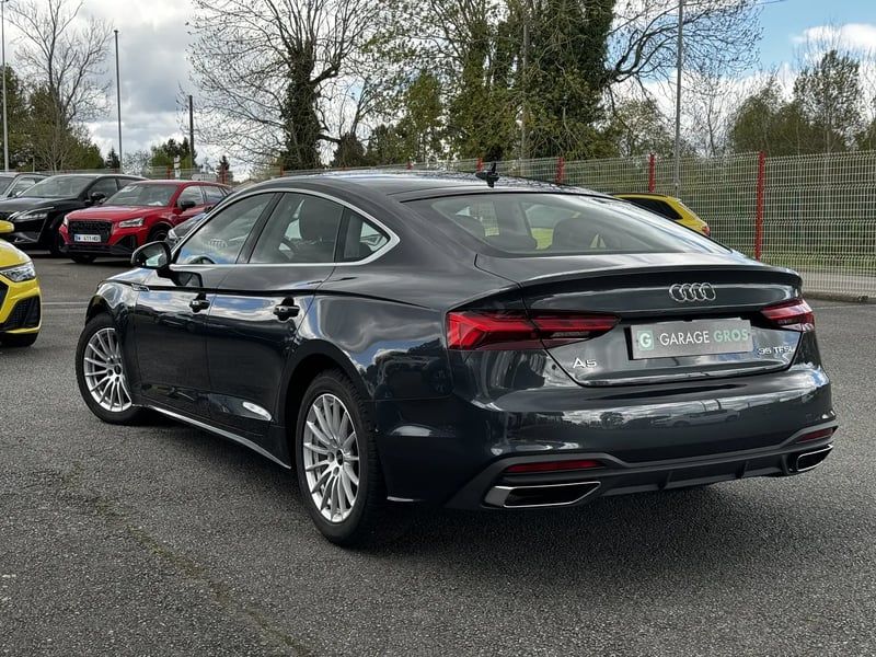 Photo de la voiture AUDI A5 SPORTBACK 35 TFSI 150 S tronic 7